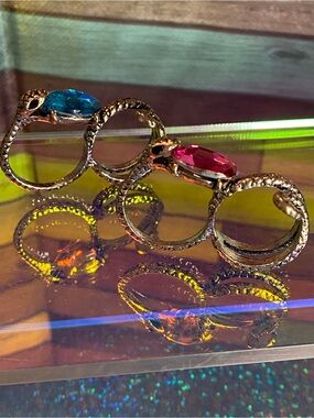 Venom Kiss Jeweled Snake Knuckle Ring Set Pink Blue Stones Size 8 9